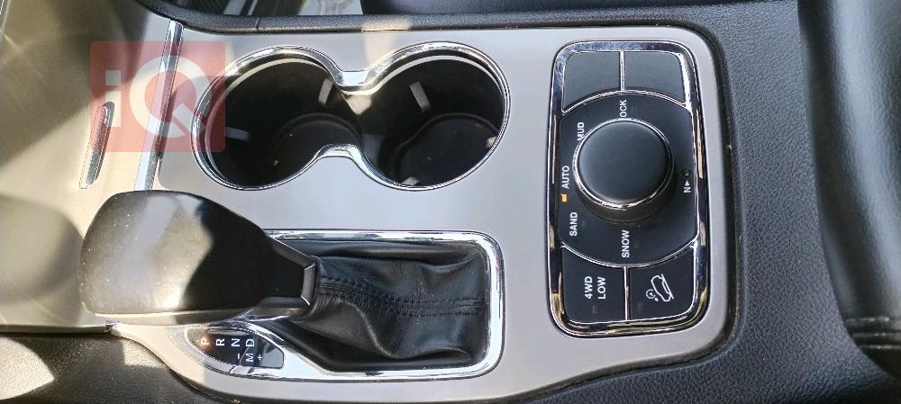 جيب جراند شيروكي